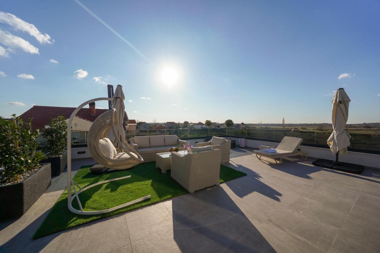 D-Palace Apartments-Olive Tree Donji Zemunik المظهر الخارجي الصورة